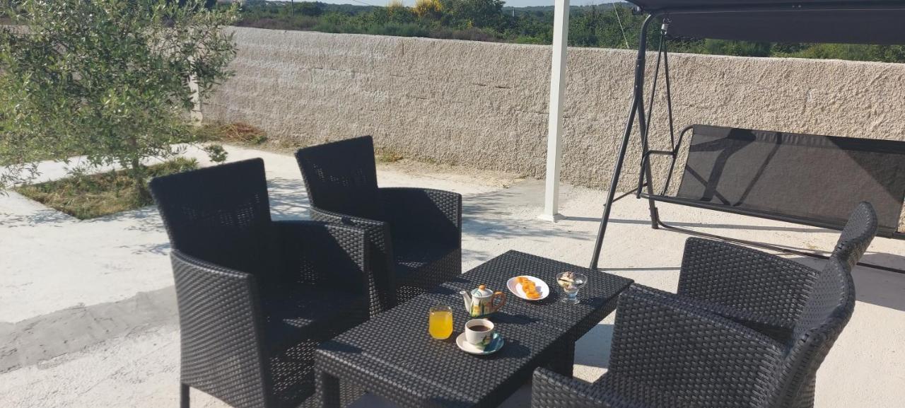 Apartment Silvija Ližnjan المظهر الخارجي الصورة