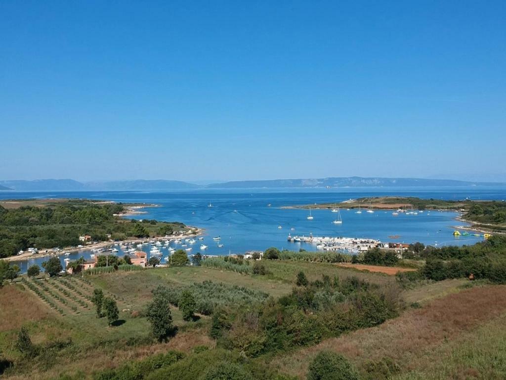 Apartment Silvija Ližnjan المظهر الخارجي الصورة
